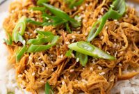 Sticky Honey Garlic Slow Cooker Chicken