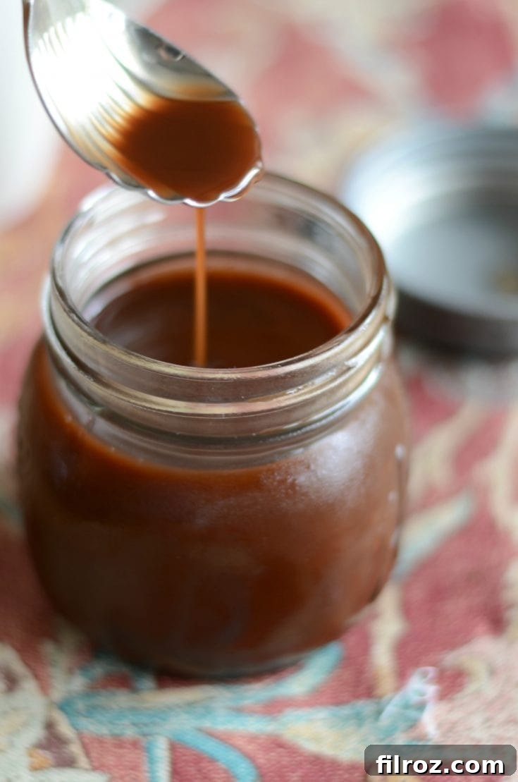 easy-homemade-peppermint-mocha-syrup