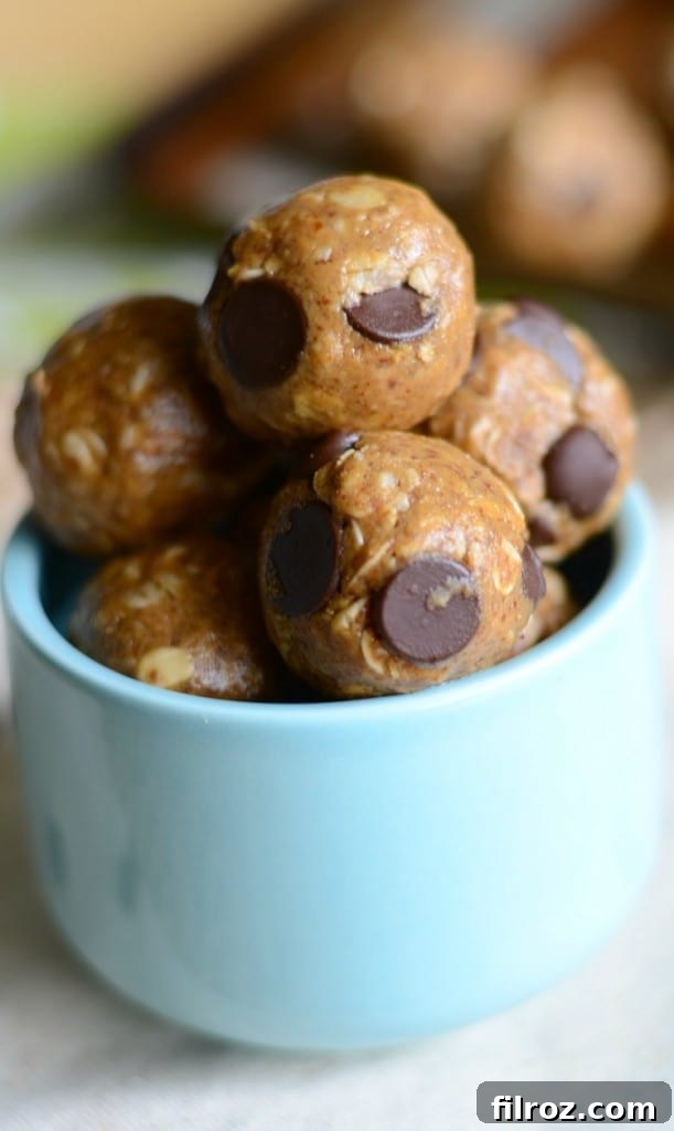 Healthy no-bake lactation bites for breastfeeding moms